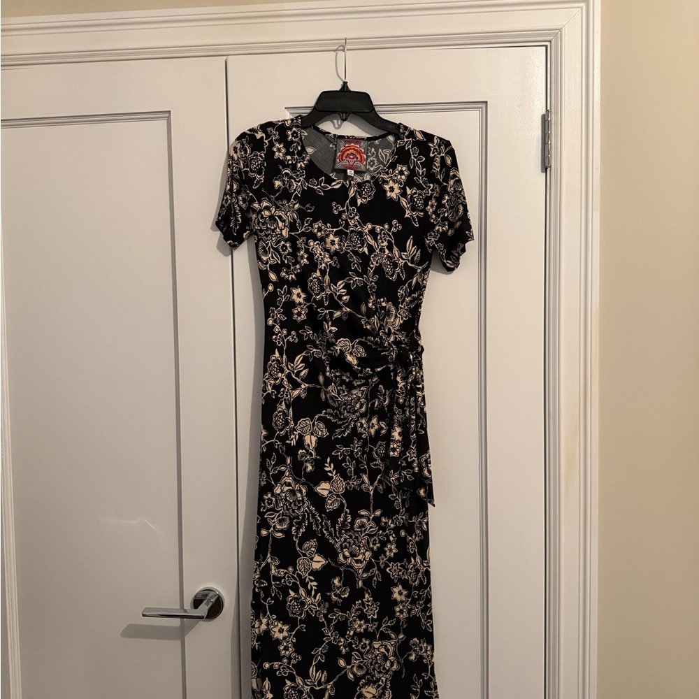 Johnny Was Elegant Black and Cream Floral Midi Dress